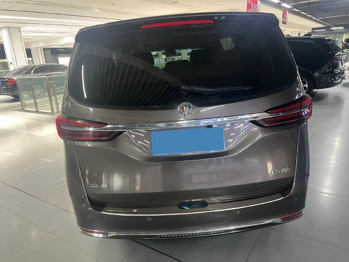 2023 Buick GL8 2.0T 237HP L4 9AT,autocango,china used car exporter,china ev exporter,chinese used car exporter,chinese used ev exporter