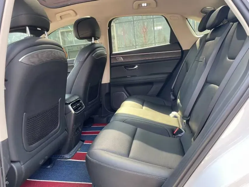 2022 Isuzu Mu-X 2.0T 220HP L4 8AT,autocango,china used car exporter,china ev exporter,chinese used car exporter,chinese used ev exporter