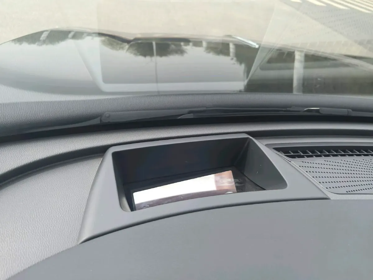 2022 HongQi HS5 2.0T 224HP L4 6AT,autocango,china used car exporter,china ev exporter,chinese used car exporter,chinese used ev exporter