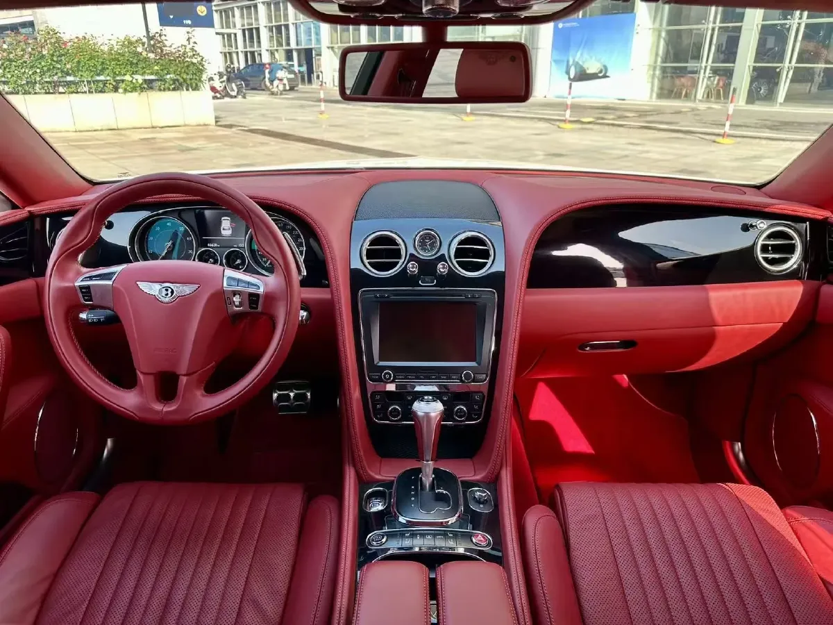 2017 Bentley Flying Spur 4.0T 507HP V8 8AT,autocango,china used car exporter,china ev exporter,chinese used car exporter,chinese used ev exporter