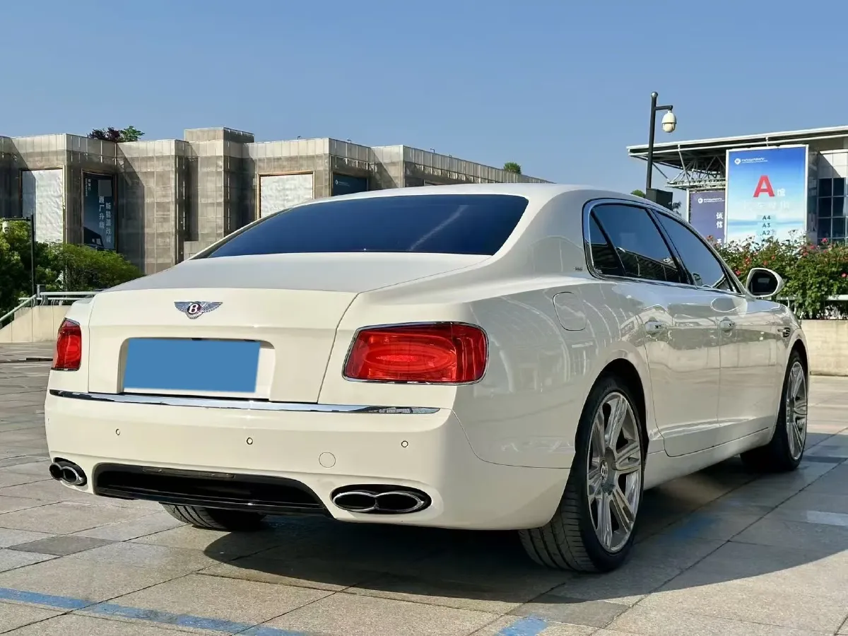 2017 Bentley Flying Spur 4.0T 507HP V8 8AT,autocango,china used car exporter,china ev exporter,chinese used car exporter,chinese used ev exporter