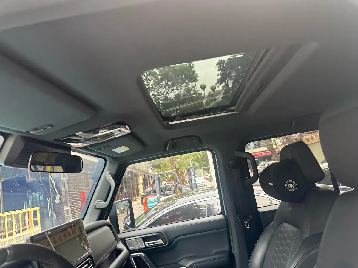 2025 212 212 T01 2.0T 252HP L4 8AT,autocango,china used car exporter,china ev exporter,chinese used car exporter,chinese used ev exporter