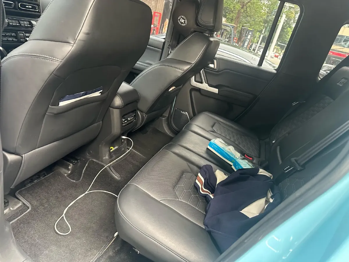 2025 212 212 T01 2.0T 252HP L4 8AT,autocango,china used car exporter,china ev exporter,chinese used car exporter,chinese used ev exporter