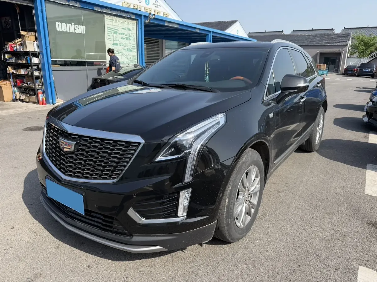 2022 Cadillac XT5 2.0T 237HP L4 9AT,autocango,china used car exporter,china ev exporter,chinese used car exporter,chinese used ev exporter