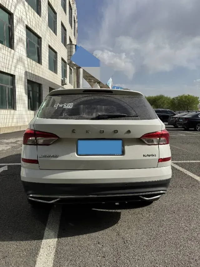 2020 Skoda Kamiq 1.2T 116HP L4 7DCT,autocango,china used car exporter,china ev exporter,chinese used car exporter,chinese used ev exporter