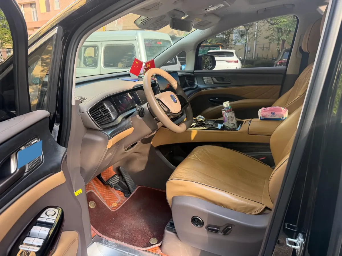 2022 HongQi HS7 3.0T 337HP V6 8AT,autocango,china used car exporter,china ev exporter,chinese used car exporter,chinese used ev exporter