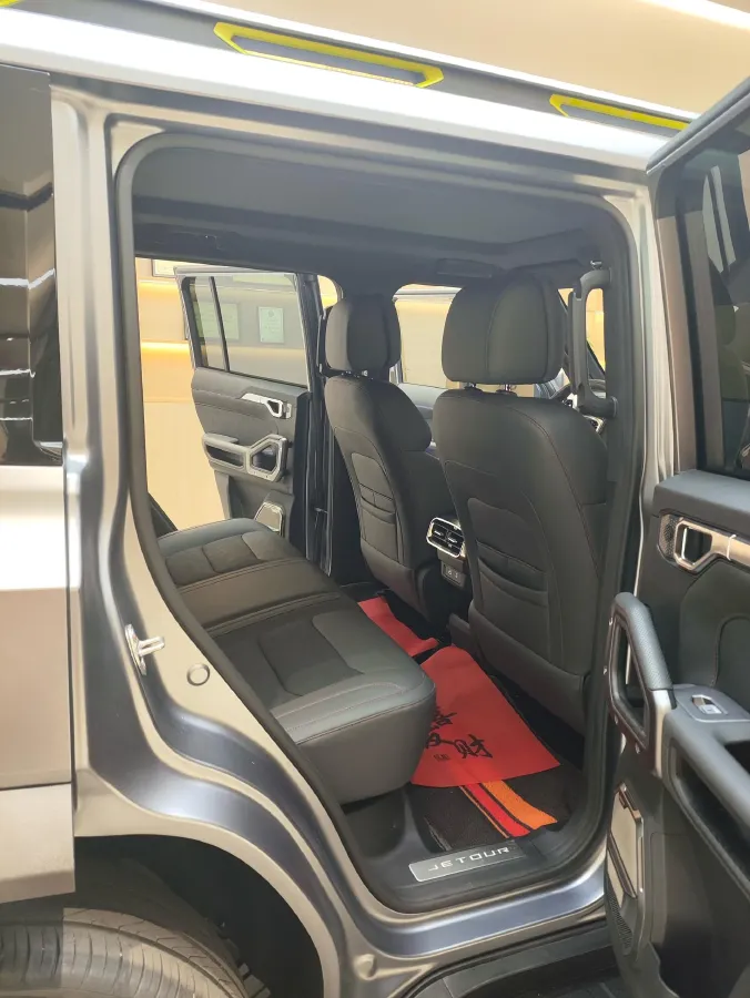 2024 Jetour ShanHai TravellerC-DM 1.5T 156HP L4 3DHT PHEV 43.24KWH,autocango,china used car exporter,china ev exporter,chinese used car exporter,chinese used ev exporter