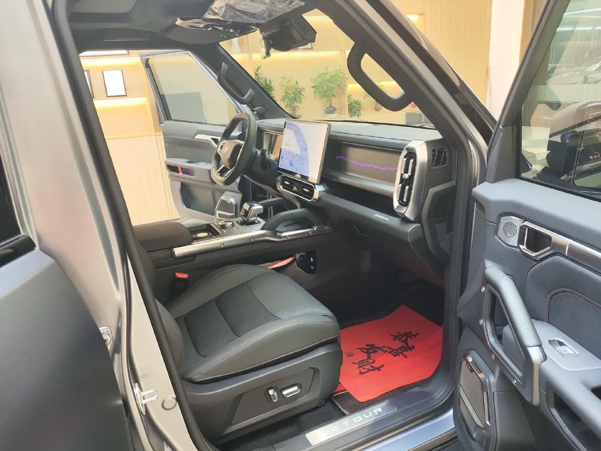 2024 Jetour ShanHai TravellerC-DM 1.5T 156HP L4 3DHT PHEV 43.24KWH,autocango,china used car exporter,china ev exporter,chinese used car exporter,chinese used ev exporter