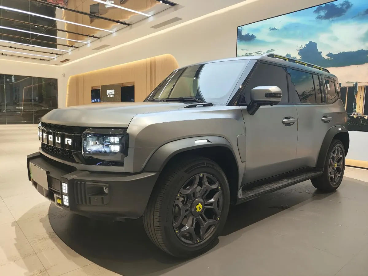 2024 Jetour ShanHai TravellerC-DM 1.5T 156HP L4 3DHT PHEV 43.24KWH,autocango,china used car exporter,china ev exporter,chinese used car exporter,chinese used ev exporter