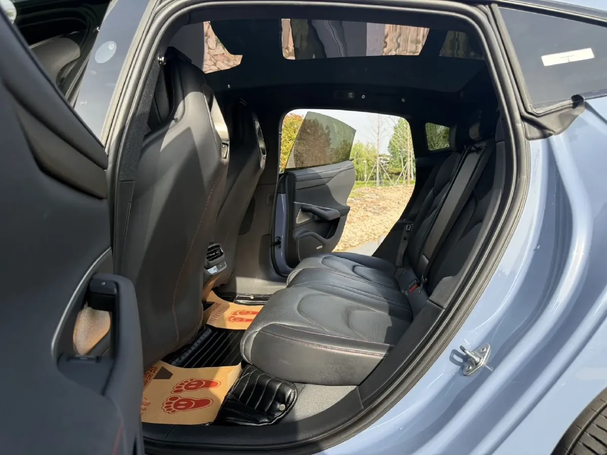 2024 MI SU7 BEV 73.6KWH,autocango,china used car exporter,china ev exporter,chinese used car exporter,chinese used ev exporter