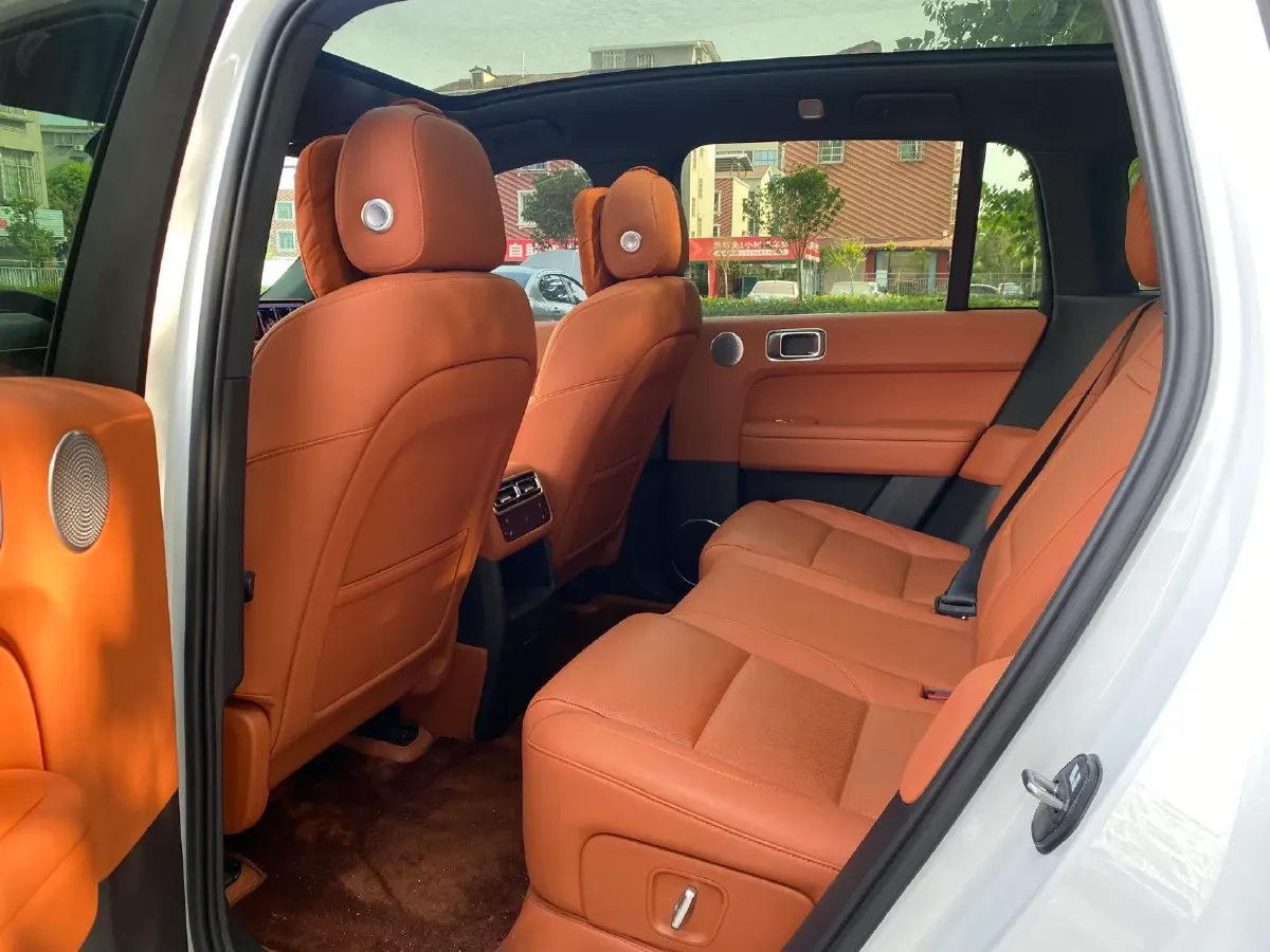 2025 Li L6 Range Extended 154HP L4 REEV,autocango,china used car exporter,china ev exporter,chinese used car exporter,chinese used ev exporter