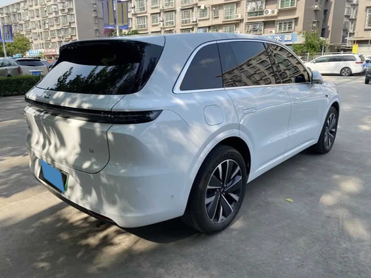 2025 Li L6 Range Extended 154HP L4 REEV,autocango,china used car exporter,china ev exporter,chinese used car exporter,chinese used ev exporter
