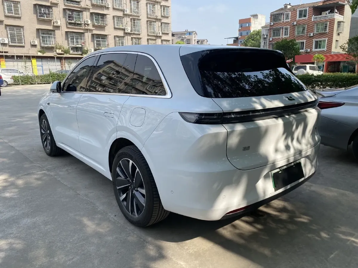 2025 Li L6 Range Extended 154HP L4 REEV,autocango,china used car exporter,china ev exporter,chinese used car exporter,chinese used ev exporter
