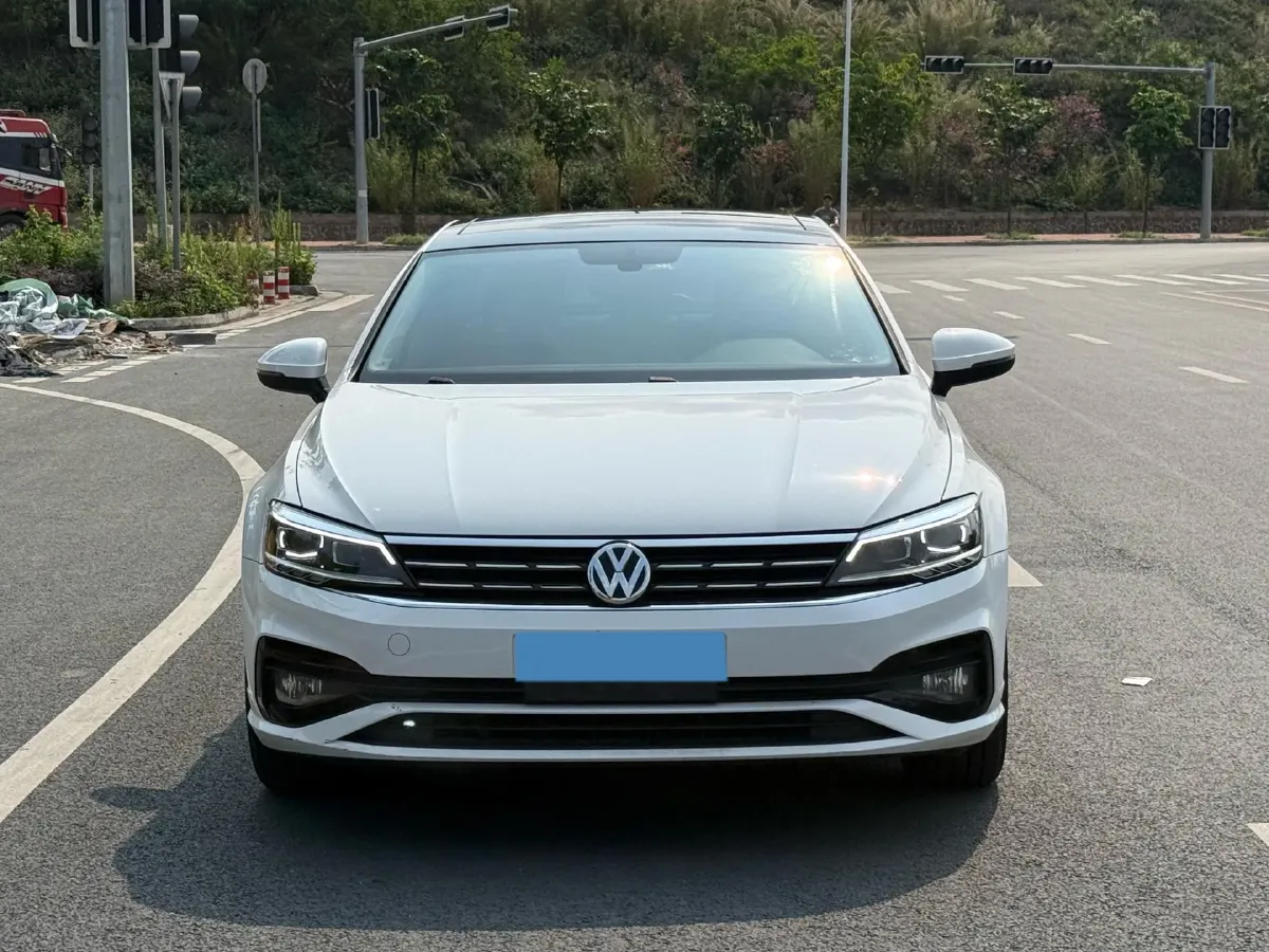 2021 Volkswagen Lamando 1.4T 150HP L4 7DCT,autocango,china used car exporter,china ev exporter,chinese used car exporter,chinese used ev exporter