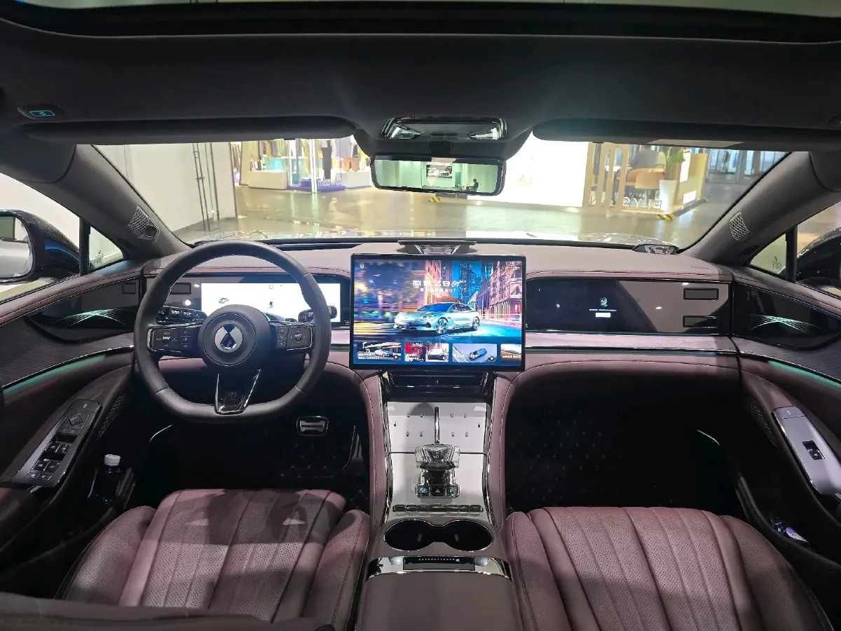 2024 Denza DenzaZ9GT 2.0T 207HP L4 E-CVT PHEV 38.5KWH,autocango,china used car exporter,china ev exporter,chinese used car exporter,chinese used ev exporter