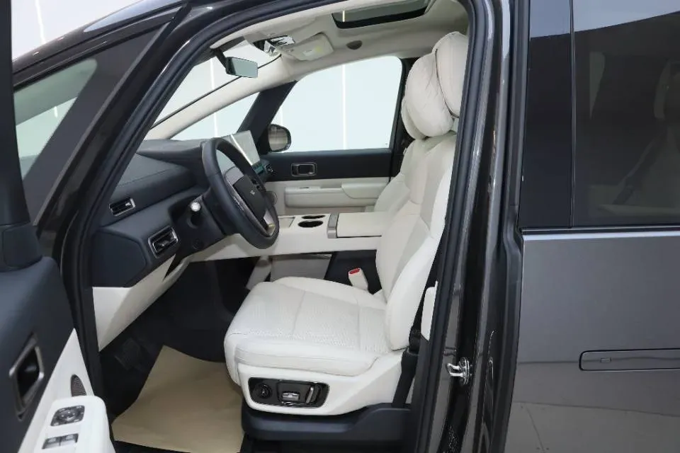 2025 Li MEGA BEV,autocango,china used car exporter,china ev exporter,chinese used car exporter,chinese used ev exporter