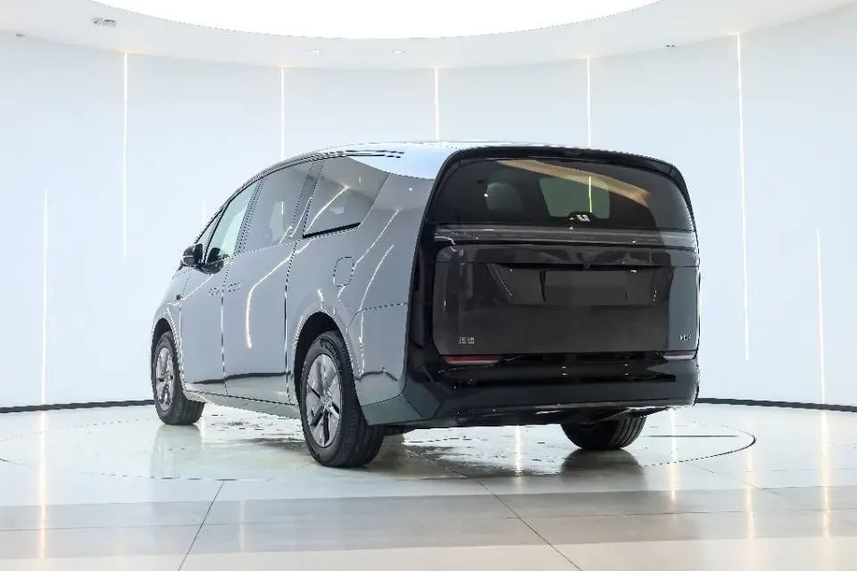 2025 Li MEGA BEV,autocango,china used car exporter,china ev exporter,chinese used car exporter,chinese used ev exporter