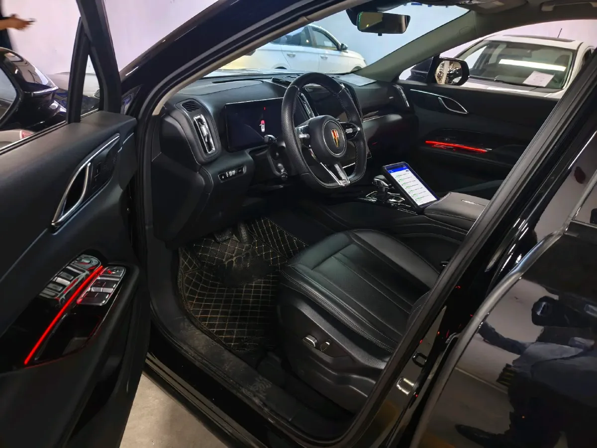 2024 HongQi HS3 1.5T 169HP L4 1DHT PHEV 18.4KWH,autocango,china used car exporter,china ev exporter,chinese used car exporter,chinese used ev exporter