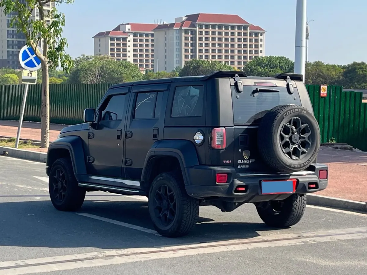 2023 Beijing BJ40 2.0T 163HP L4 8AT,autocango,china used car exporter,china ev exporter,chinese used car exporter,chinese used ev exporter