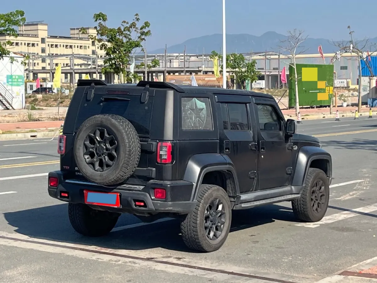 2023 Beijing BJ40 2.0T 163HP L4 8AT,autocango,china used car exporter,china ev exporter,chinese used car exporter,chinese used ev exporter