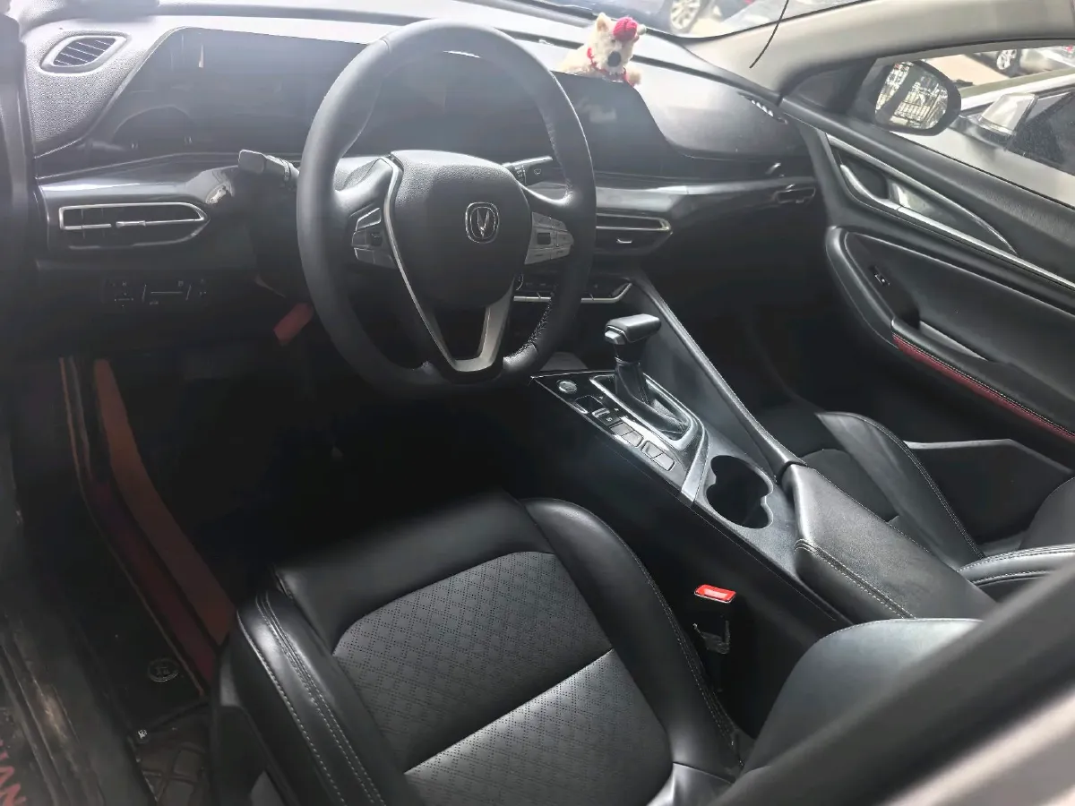 2020 ChangAn Eado 1.6L 128HP L4 6AT,autocango,china used car exporter,china ev exporter,chinese used car exporter,chinese used ev exporter