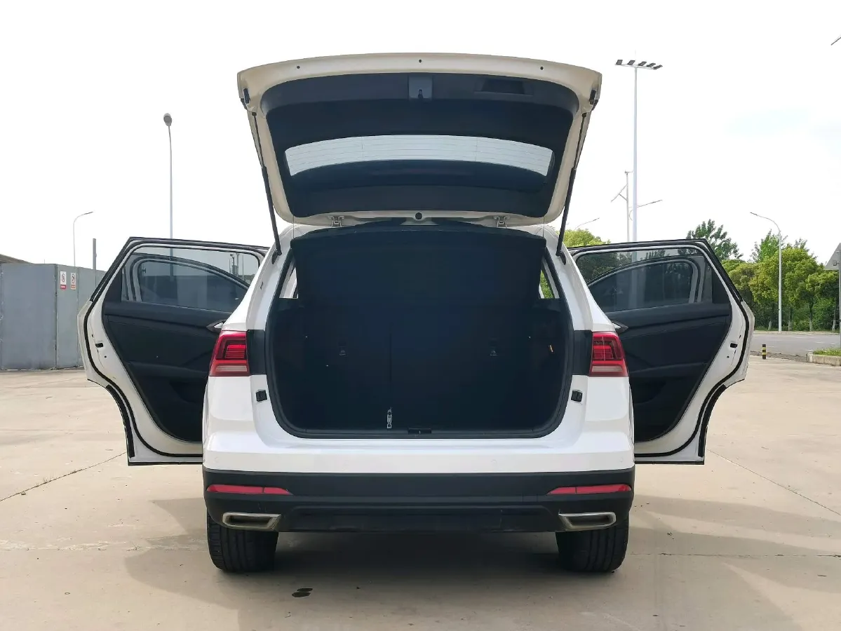 2022 Volkswagen Tharu 1.4T 150HP L4 7DCT,autocango,china used car exporter,china ev exporter,chinese used car exporter,chinese used ev exporter