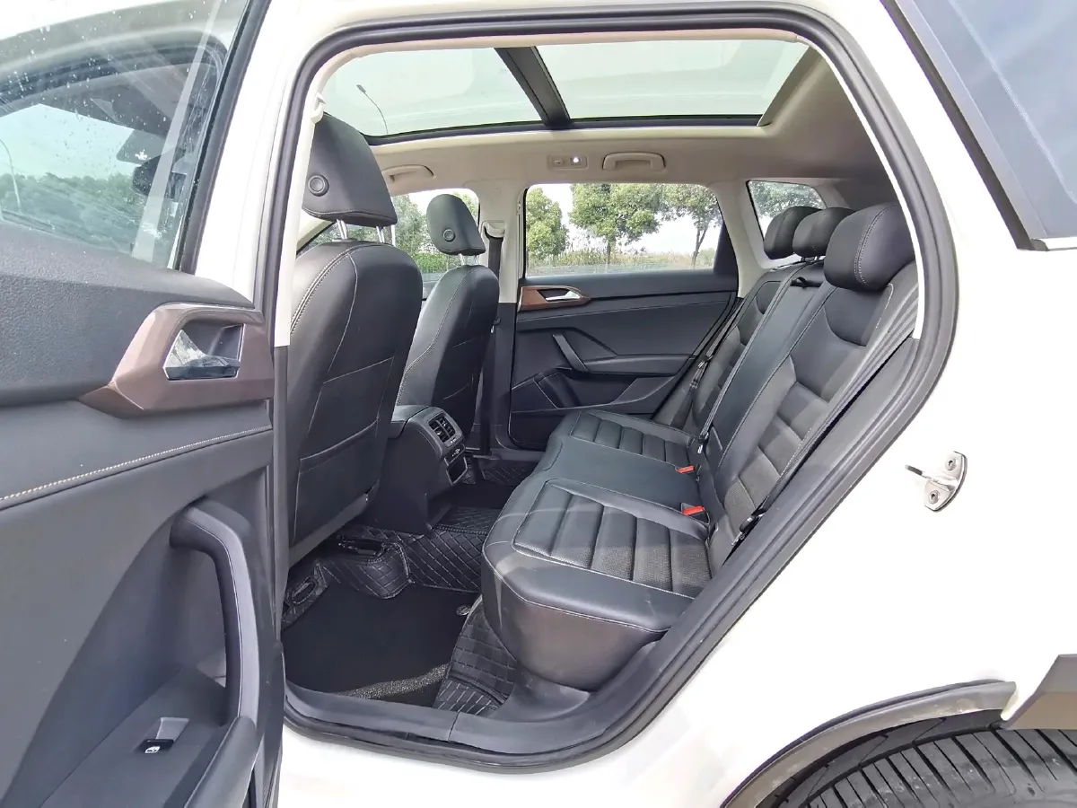 2022 Volkswagen Tharu 1.4T 150HP L4 7DCT,autocango,china used car exporter,china ev exporter,chinese used car exporter,chinese used ev exporter