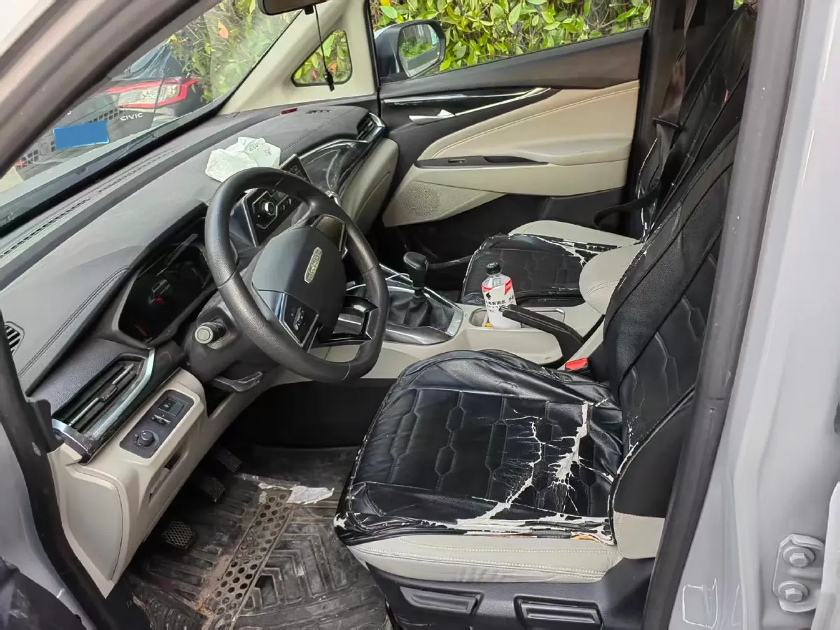 2021 MAXUS G50 1.5T 169HP L4 6MT,autocango,china used car exporter,china ev exporter,chinese used car exporter,chinese used ev exporter