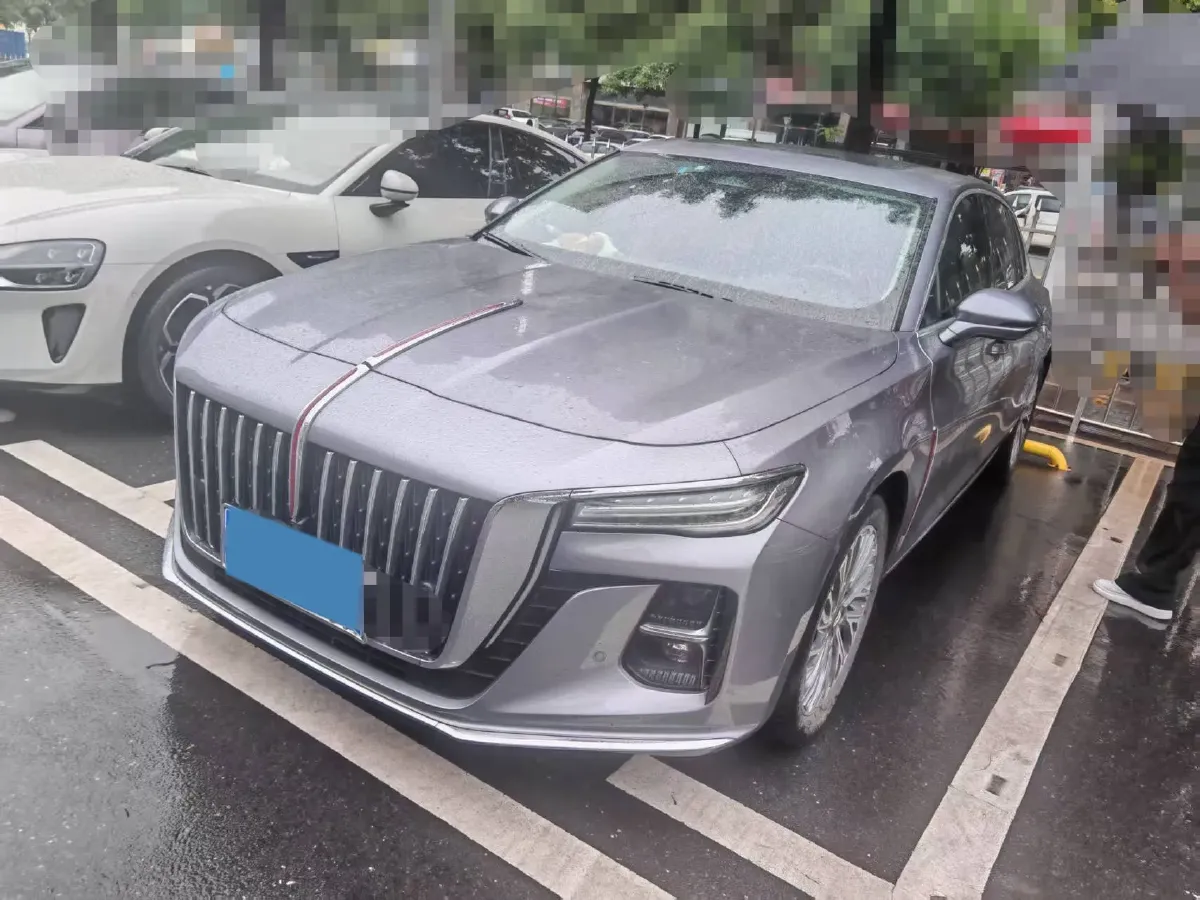 2023 HongQi H5 2.0T 224HP L4 8AT,autocango,china used car exporter,china ev exporter,chinese used car exporter,chinese used ev exporter
