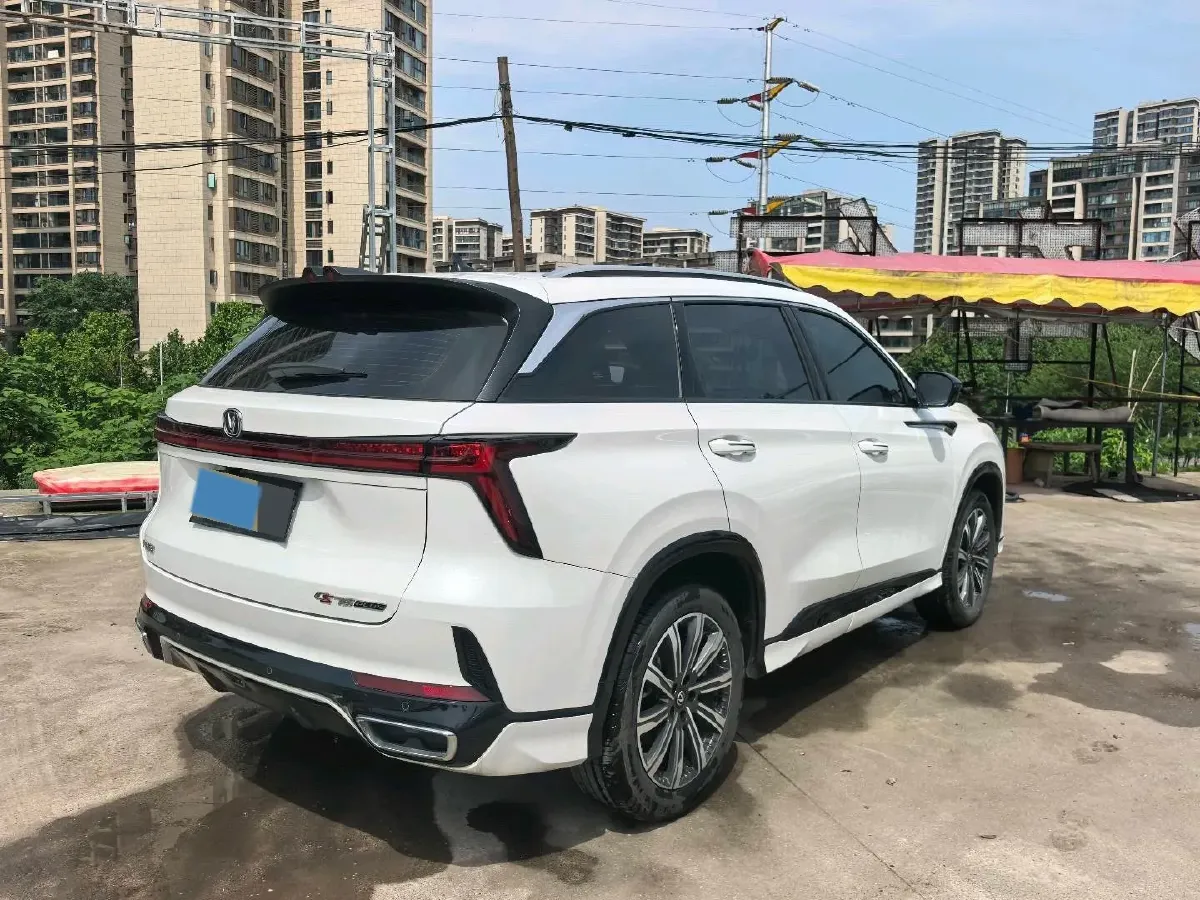 2023 ChangAn CS75 Plus 1.5T 188HP L4 8AT,autocango,china used car exporter,china ev exporter,chinese used car exporter,chinese used ev exporter