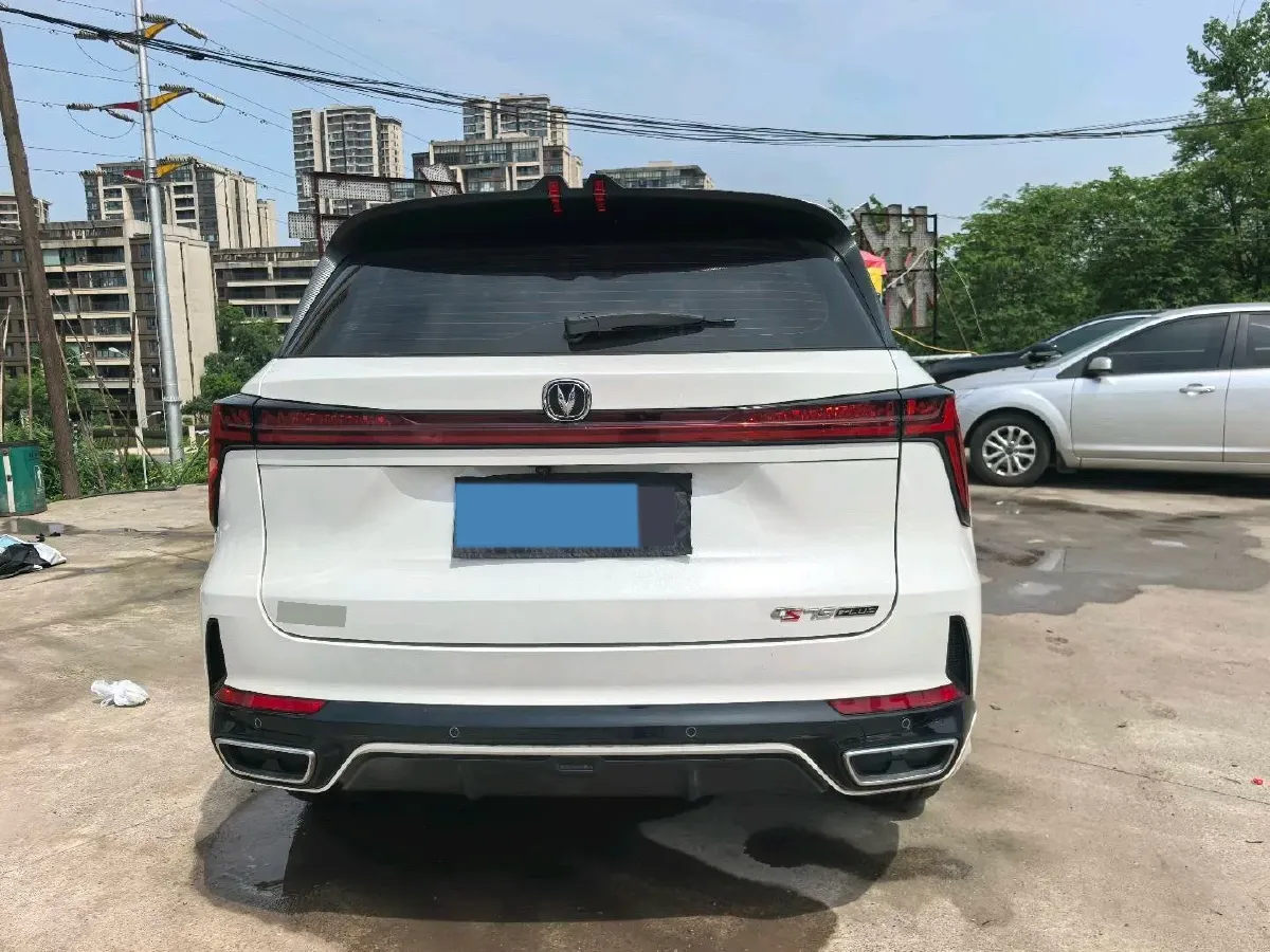 2023 ChangAn CS75 Plus 1.5T 188HP L4 8AT,autocango,china used car exporter,china ev exporter,chinese used car exporter,chinese used ev exporter