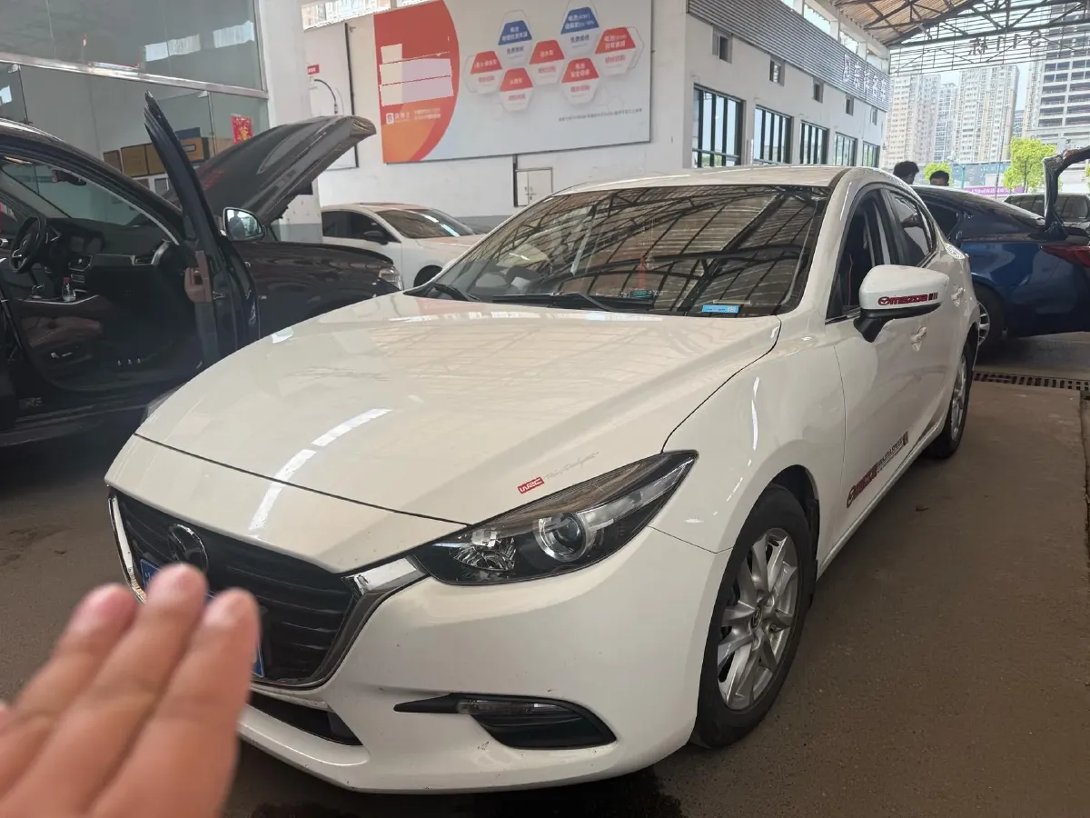 2017 Mazda 3 Axela 1.5L 117HP L4 6MT,autocango,china used car exporter,china ev exporter,chinese used car exporter,chinese used ev exporter
