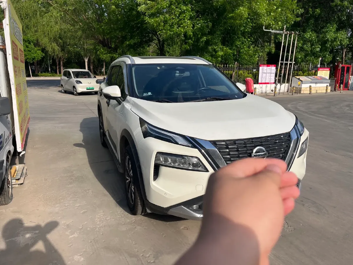 2021 Nissan X-Trail 1.5T 204HP L3 CVT,autocango,china used car exporter,china ev exporter,chinese used car exporter,chinese used ev exporter
