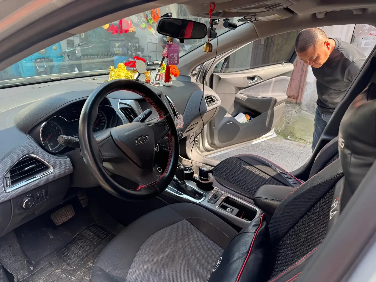 2018 Chevrolet Cruze 1.5L 114HP L4 6AT,autocango,china used car exporter,china ev exporter,chinese used car exporter,chinese used ev exporter