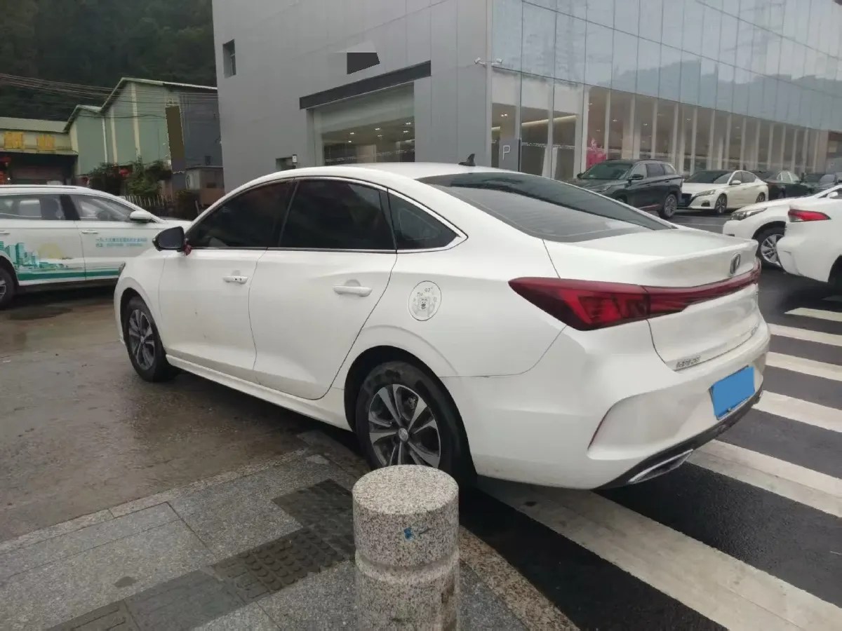 2023 ChangAn Eado 1.4T 160HP L4 7DCT,autocango,china used car exporter,china ev exporter,chinese used car exporter,chinese used ev exporter