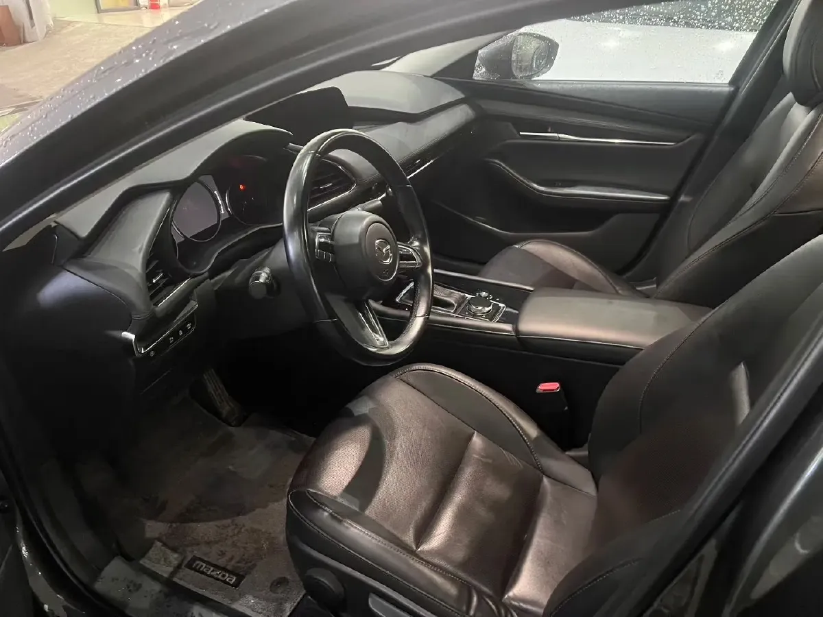 2022 Mazda 3 Axela 2.0L 158HP L4 6AT,autocango,china used car exporter,china ev exporter,chinese used car exporter,chinese used ev exporter