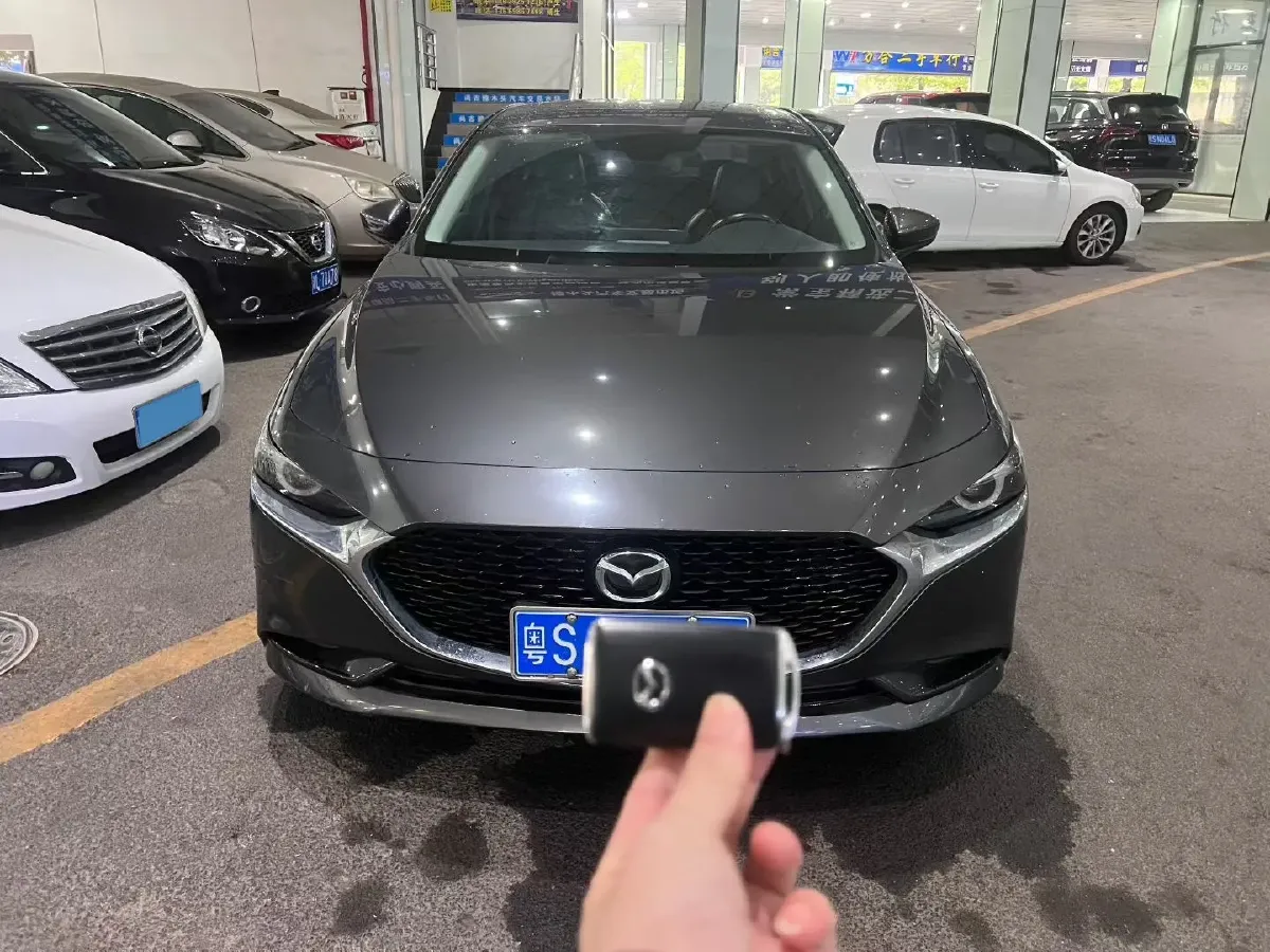 2022 Mazda 3 Axela 2.0L 158HP L4 6AT,autocango,china used car exporter,china ev exporter,chinese used car exporter,chinese used ev exporter