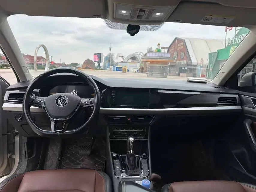 2022 Volkswagen Sagitar 1.2T 116HP L4 7DCT,autocango,china used car exporter,china ev exporter,chinese used car exporter,chinese used ev exporter