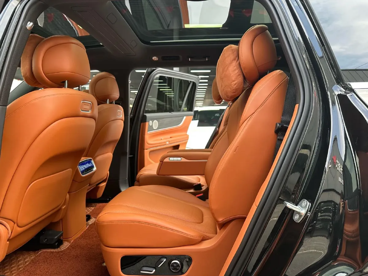 2024 AITO AITO M9 1.5T 152HP L4 REEV 42KWH,autocango,china used car exporter,china ev exporter,chinese used car exporter,chinese used ev exporter