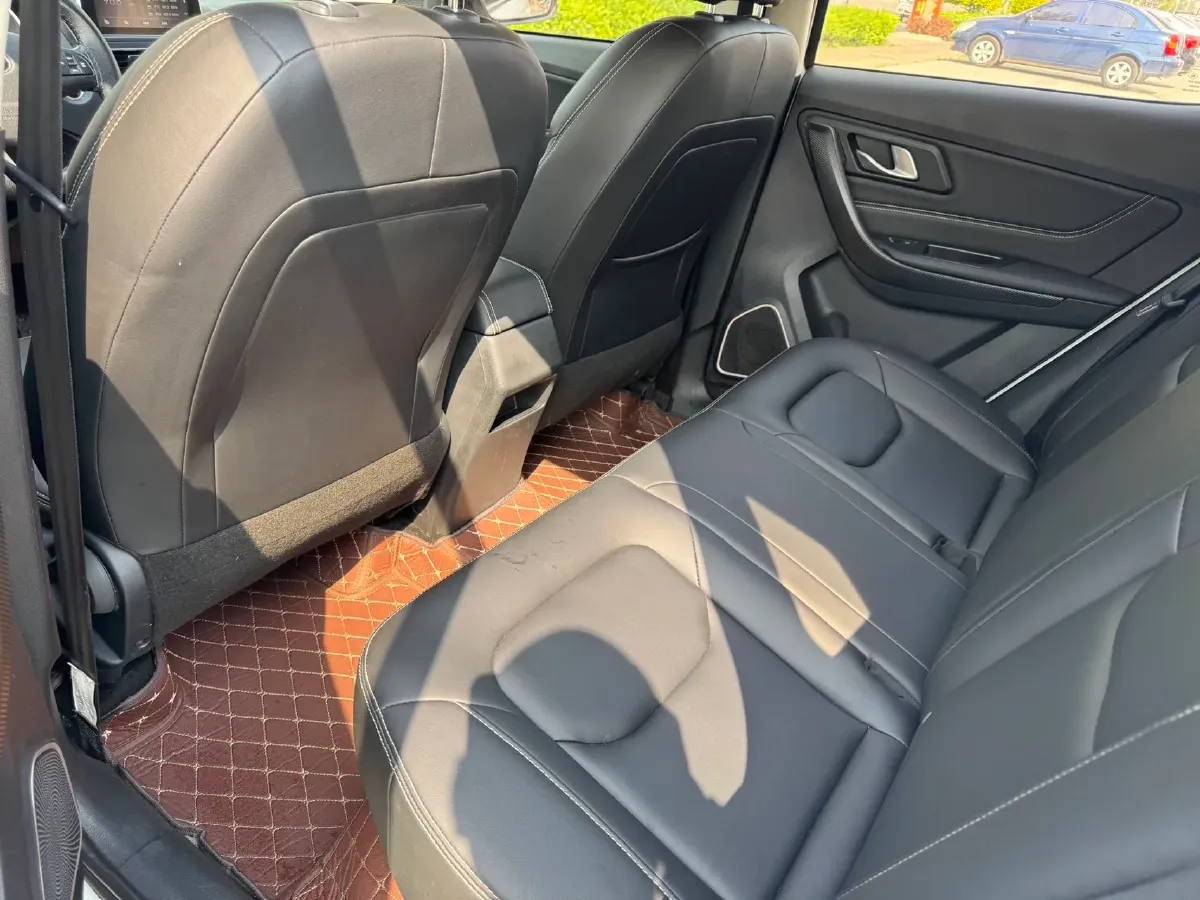 2019 Bestune X40 1.6L 114HP L4 6AT,autocango,china used car exporter,china ev exporter,chinese used car exporter,chinese used ev exporter