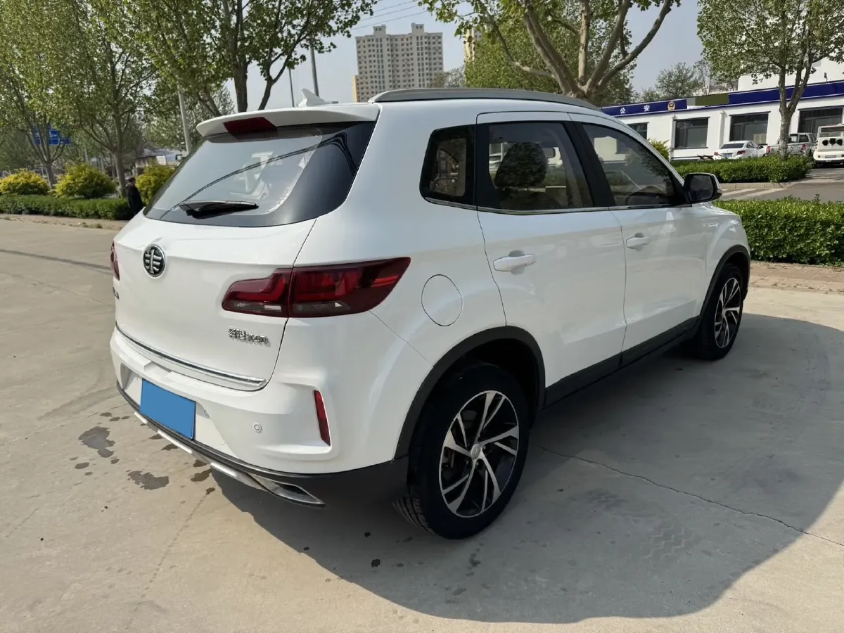 2019 Bestune X40 1.6L 114HP L4 6AT,autocango,china used car exporter,china ev exporter,chinese used car exporter,chinese used ev exporter