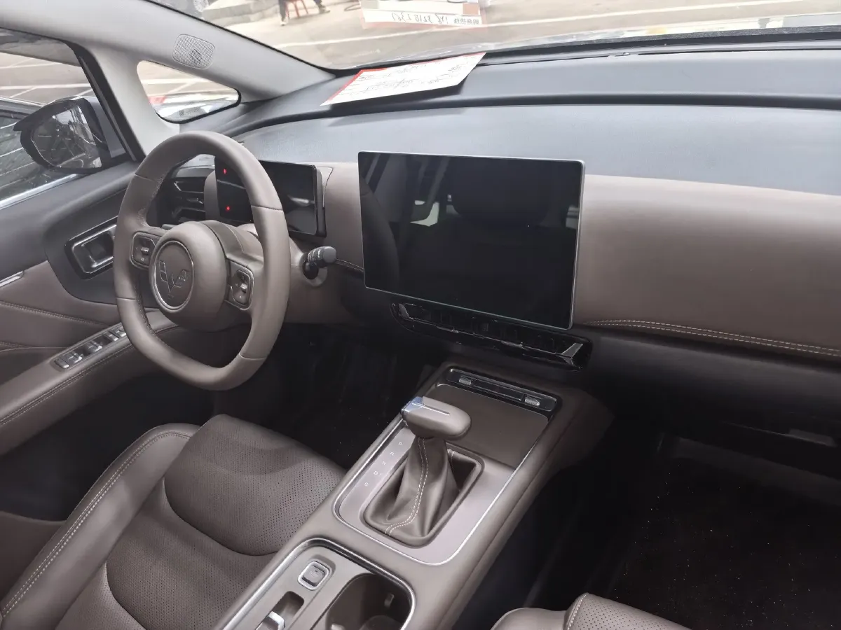 2025 WuLing XingGuang 730 1.5T 177HP L4 CVT,autocango,china used car exporter,china ev exporter,chinese used car exporter,chinese used ev exporter