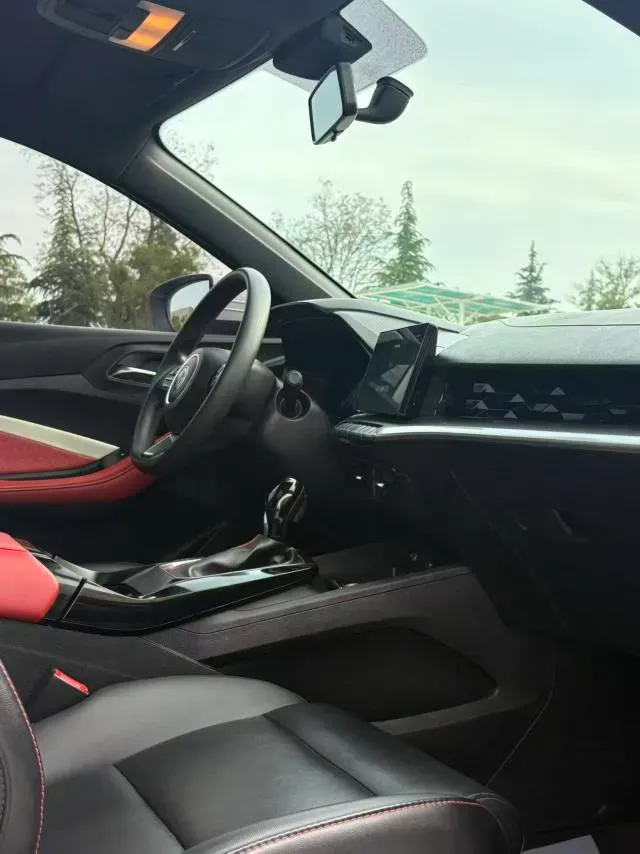 2021 MG 5 1.5L 120HP L4 CVT,autocango,china used car exporter,china ev exporter,chinese used car exporter,chinese used ev exporter