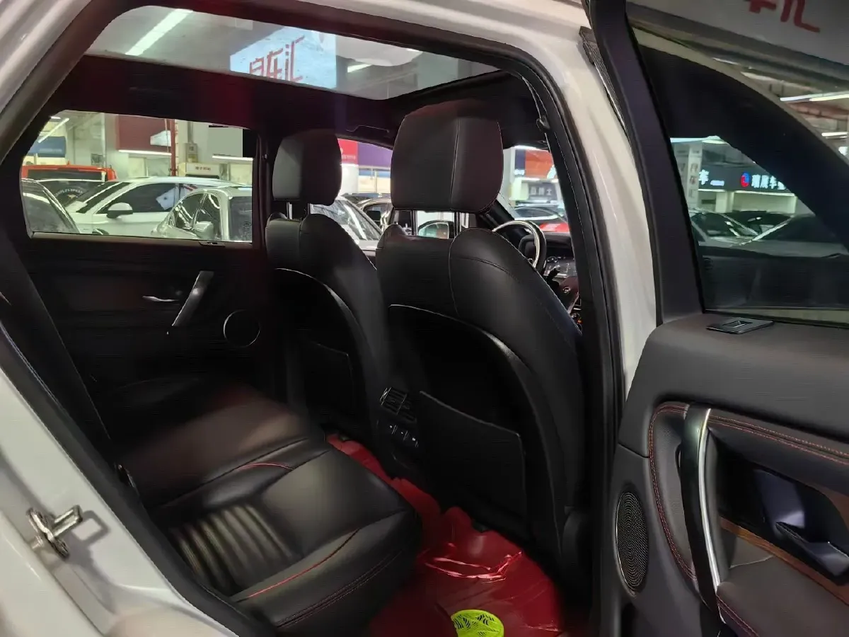 2021 Land Rover Discovery Sport 2.0T 249HP L4 9AT,autocango,china used car exporter,china ev exporter,chinese used car exporter,chinese used ev exporter