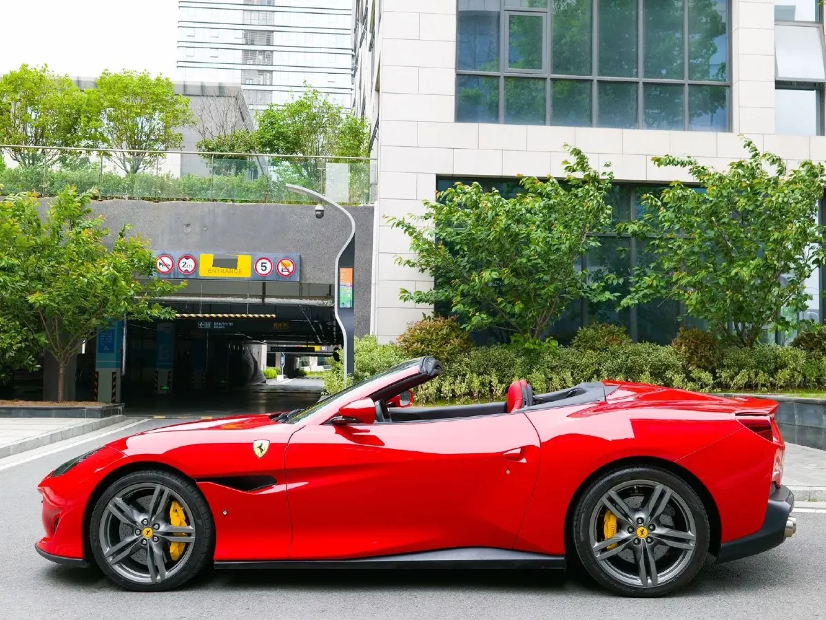 2018 Ferrari Portofino 3.9T 600HP V8 7DCT,autocango,china used car exporter,china ev exporter,chinese used car exporter,chinese used ev exporter