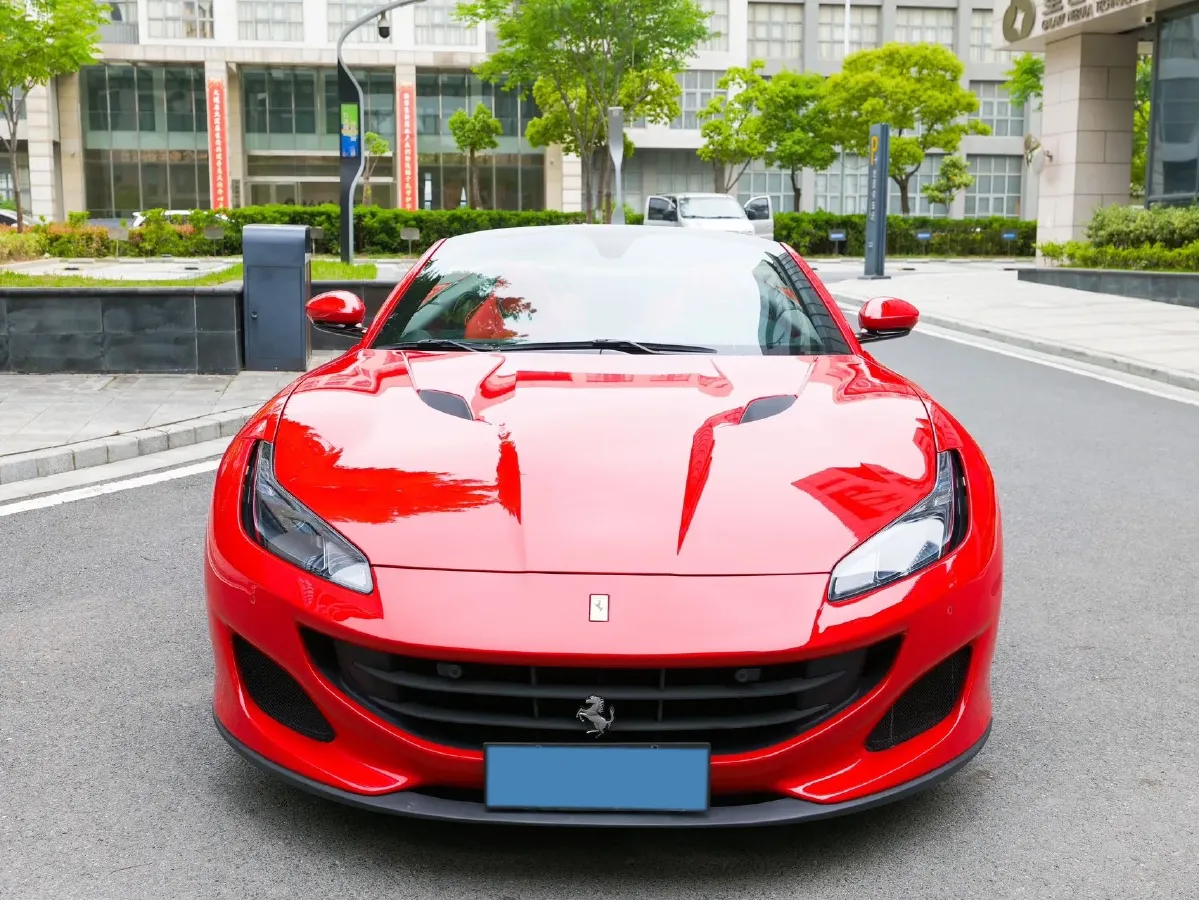 2018 Ferrari Portofino 3.9T 600HP V8 7DCT,autocango,china used car exporter,china ev exporter,chinese used car exporter,chinese used ev exporter