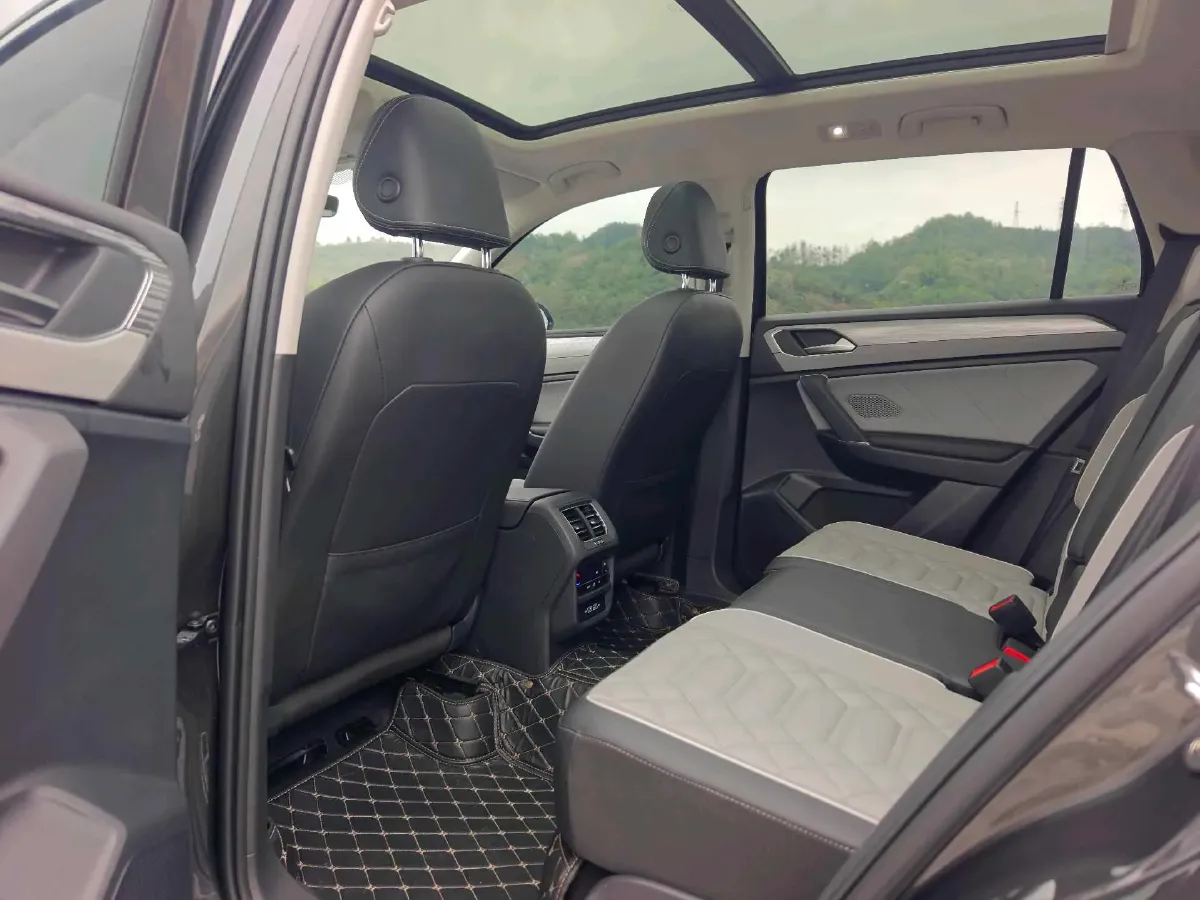 2024 Volkswagen Tayron 2.0T 186HP L4 7DCT,autocango,china used car exporter,china ev exporter,chinese used car exporter,chinese used ev exporter