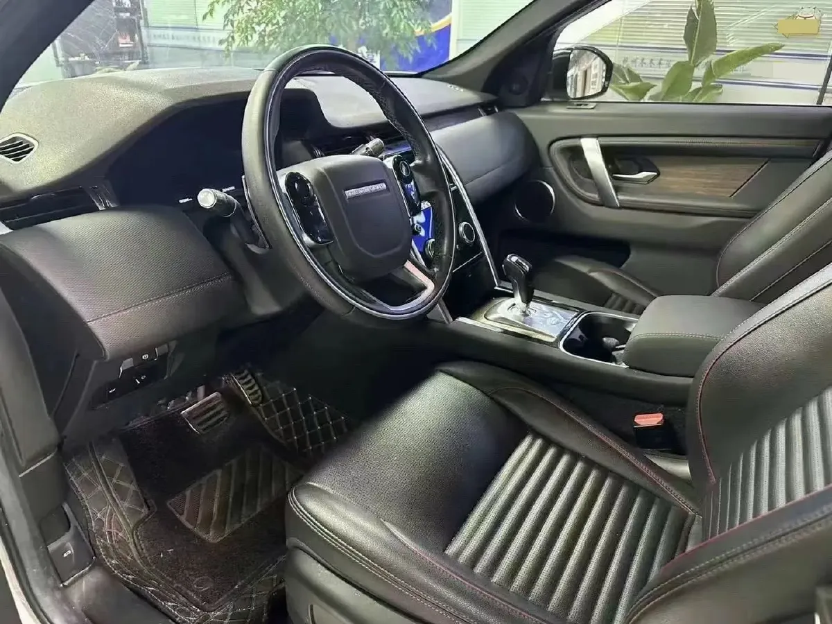 2020 Land Rover Discovery Sport 2.0T 249HP L4 9AT,autocango,china used car exporter,china ev exporter,chinese used car exporter,chinese used ev exporter