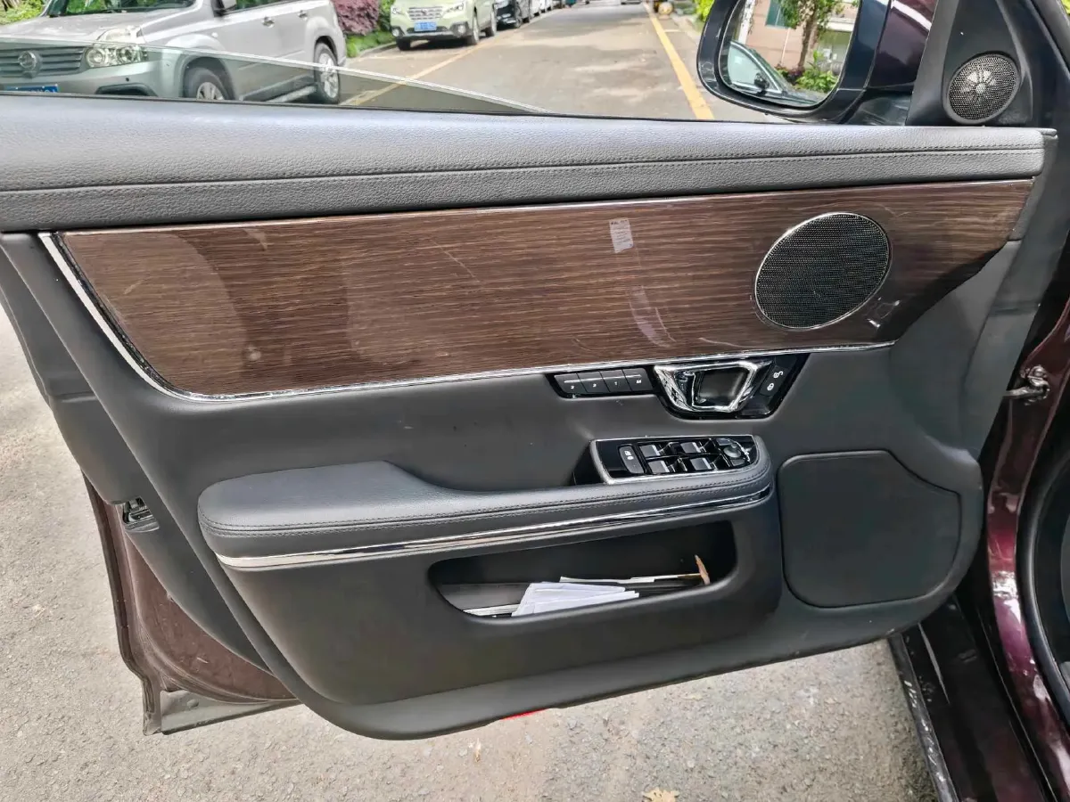 2018 BMW 7 Series 2.0T 258HP L4 8AT,autocango,china used car exporter,china ev exporter,chinese used car exporter,chinese used ev exporter