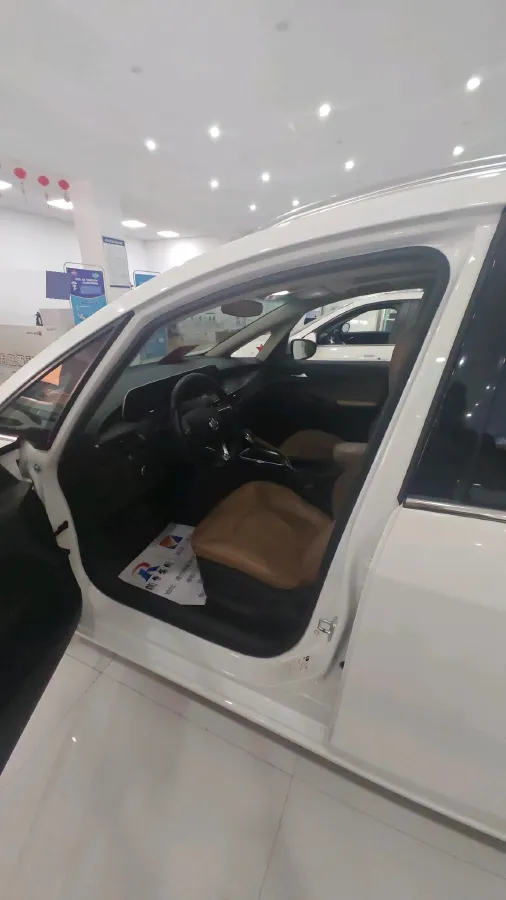 2021 Buick GL6 1.3T 163HP L3 6AT,autocango,china used car exporter,china ev exporter,chinese used car exporter,chinese used ev exporter